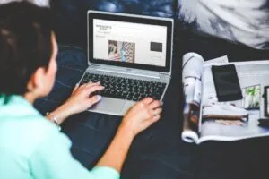 Blogging vs. Vlogging: Qual você deve escolher?